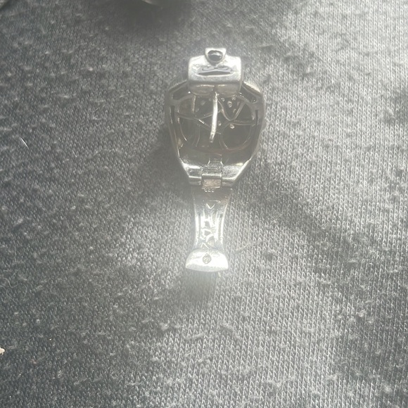 Cartier diamond emerald eye panthers - Picture 2 of 5